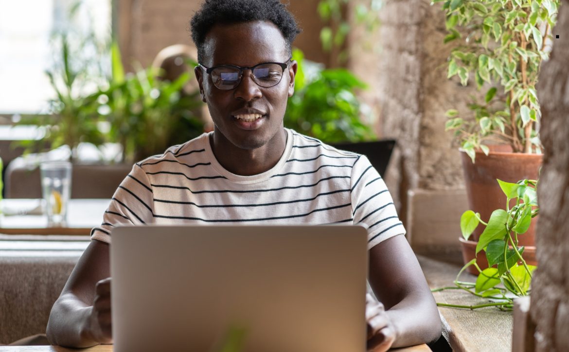 5 Reasons Why Teenage Entrepreneurship is Key to a Brighter Future