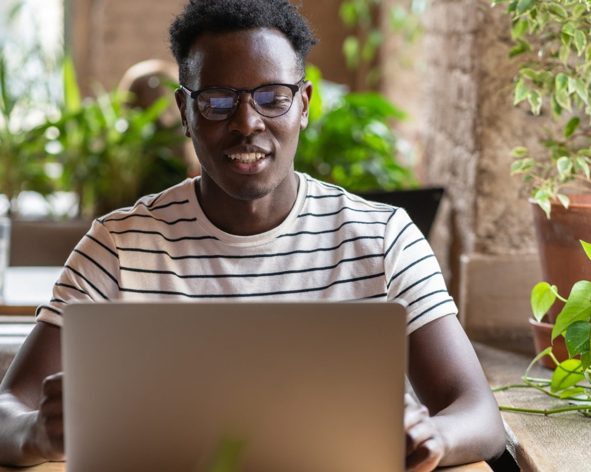 5 Reasons Why Teenage Entrepreneurship is Key to a Brighter Future